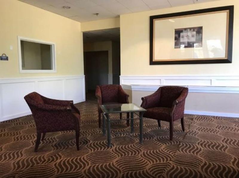Days Inn & Suites By Wyndham Tallahassee Conf Center I-10 Zewnętrze zdjęcie